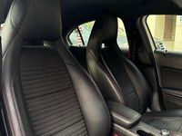Usata Mercedes A180 Premium 109 CV (80 kW) 2016 Berlina