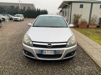 Usata Opel Astra Club 115 CV (84 kW) 2006 Grigio Berlina