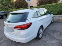 Usata Opel Astra 122 CV (89 kW) 2022 Utilitaria