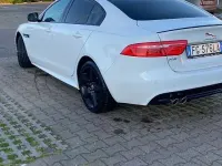 Usata Jaguar XE 180 CV (132 kW) 2017 Bianco Berlina