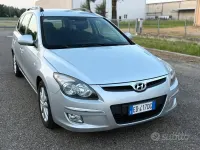Usata Hyundai i30 90 CV (66 kW) 2010 Grigio Station wagon