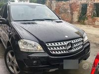 Usata Mercedes ML280 190 CV (139 kW) 2008 Nero SUV