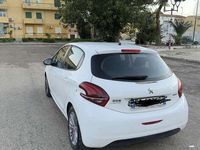 Usata Peugeot 208 82 CV (60 kW) 2017 Utilitaria