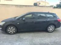 Usata Opel Astra Sport 165 CV (121 kW) 2012 Nero Station wagon