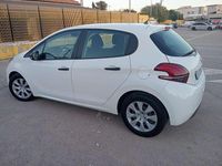 Usata Peugeot 208 Active 68 CV (50 kW) 2014 Bianco Utilitaria