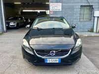 Usata Volvo V40 Kinetic 120 CV (88 kW) 2016 Nero Berlina