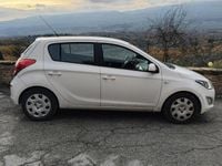 Usata Hyundai i20 Classic 85 CV (62 kW) 2013 Bianco Berlina