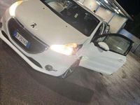 Usata Peugeot 208 Access 68 CV (50 kW) 2012 Utilitaria