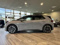Usata VW ID.3 Pro Performance 150 kW (204 CV) 2023 Gray Utilitaria