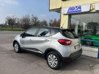 Usata Renault Captur 90 CV (66 kW) 2015 Argento SUV