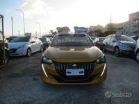 Usata Peugeot 208 Allure 75 CV (55 kW) 2022 Grigio Utilitaria