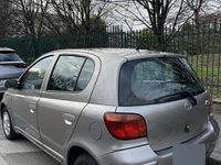 Usata Toyota Yaris 2005 Grigio Utilitaria
