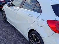 Usata Mercedes A180 109 CV (80 kW) 2015 Berlina