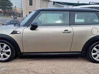 Occasion Mini Cooper D 120 ch (88 kW) 2008 Jaune Citadine