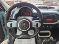Usata Renault Twingo 69 CV (50 kW) 2016 Bluazzurro Utilitaria