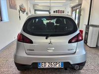 Usata Mitsubishi Colt Inform 75 CV (55 kW) 2010 Grigio Utilitaria