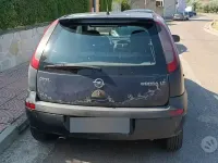 Usata Opel Corsa 75 CV (55 kW) 2002 Utilitaria
