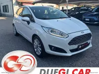 Usata Ford Fiesta Titanium 80 CV (58 kW) 2016 Bianco Utilitaria