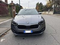 Usata Skoda Octavia Executive 116 CV (85 kW) 2023 Grigio Station wagon