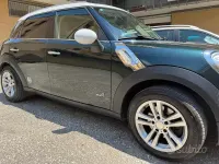 Usata Mini Countryman 111 CV (81 kW) 2012 Verde SUV
