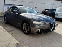 Usata Alfa Romeo Giulia Super 150 CV (110 kW) 2016 Grigio Berlina