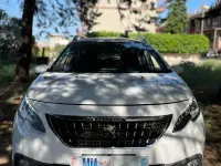 Usata Peugeot 2008 Allure 99 CV (72 kW) 2017 Bianco SUV
