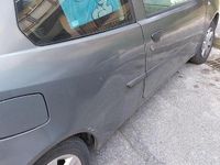 Usata Fiat Punto 60 CV (44 kW) 2003 Grigio Utilitaria