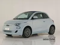 Usata Fiat 500e Icon 42 kW (58 CV) 2023 Celestial blue Cabrio