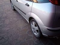 Usata Ford Focus Zetec 101 CV (74 kW) 2004 Berlina