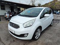 Usata Kia Venga 90 CV (66 kW) 2013 Bianco Utilitaria