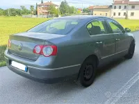 Usata VW Passat Trendline 105 CV (77 kW) 2006 Grigio Berlina