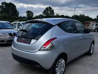 Usata Lancia Ypsilon Silver 69 CV (50 kW) 2013 Grigio Utilitaria