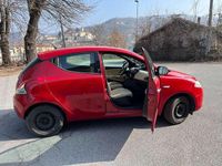 Usata Lancia Ypsilon Gold 95 CV (69 kW) 2012 Rosso Utilitaria