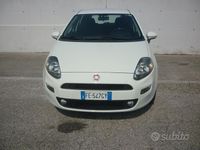 Usata Fiat Punto Lounge 77 CV (56 kW) 2016 Bianco Utilitaria