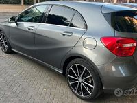 Usata Mercedes A180 122 CV (89 kW) 2012 Grigio Berlina
