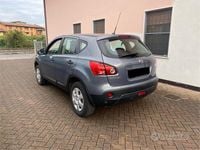Gebraucht Nissan Qashqai Visia 103 PS (75 kW) 2009 Grau SUV