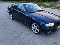 Usata BMW 316 102 CV (75 kW) 1997 Blu Berlina