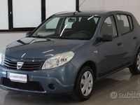 Usata Dacia Sandero 75 CV (55 kW) 2009 Celeste Utilitaria