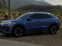 Nuova VW T-Roc R-line 150 CV (110 kW) 2026 Celestial blue metallizzato SUV