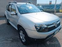 Usata Dacia Duster Lauréate 110 CV (80 kW) 2012 Grigio SUV
