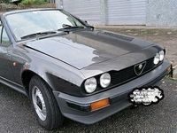 Second-hand Alfa Romeo Alfetta 129 CP (94 kW) 1982 Gri Berlinǎ