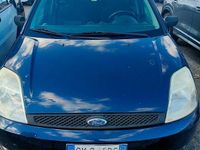 Usata Ford Fiesta 73 CV (53 kW) 2003 Blu Utilitaria