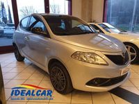 Usata Lancia Ypsilon 69 CV (50 kW) 2021 Argento Utilitaria