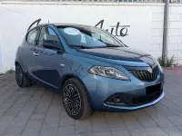Usata Lancia Ypsilon Silver 69 CV (50 kW) 2024 Blu/azzurro Utilitaria