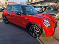 Usata Mini Cooper D 116 CV (85 kW) 2018 Arancione Utilitaria