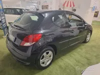 Usata Peugeot 207 68 CV (50 kW) 2009 Nero Berlina