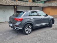 Usata VW T-Roc Style 150 CV (110 kW) 2018 Grigio SUV