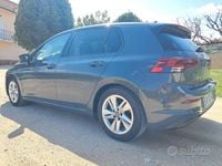 Usata VW Golf VII Life 150 CV (110 kW) 2020 Blu Berlina