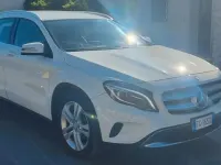 Usata Mercedes GLA200 Executive 135 CV (99 kW) 2016 Bianco SUV