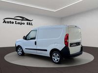 Usata Opel Combo 105 CV (77 kW) 2014 Bianco Monovolume
